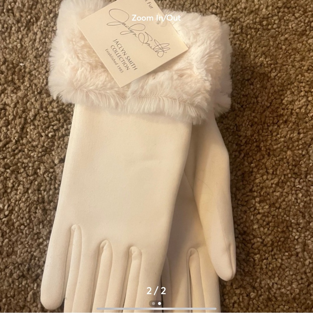 Jaclyn Smith Elegant  Gloves with Plush Cuff